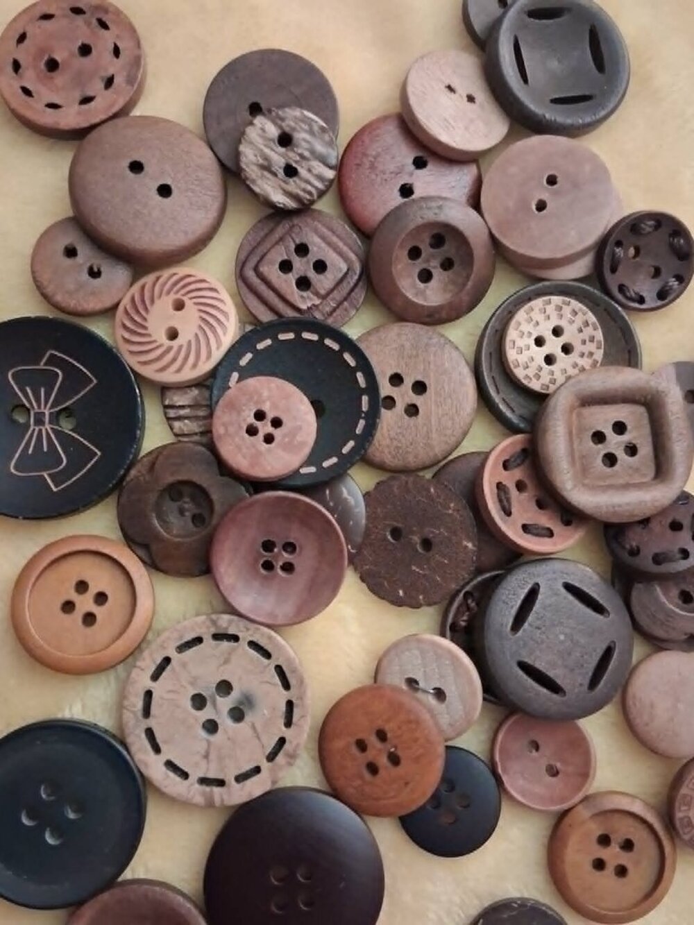 Buttons Bundle Wooden